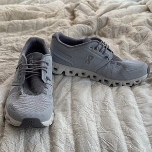 On Women's Gray Athletic Shoes